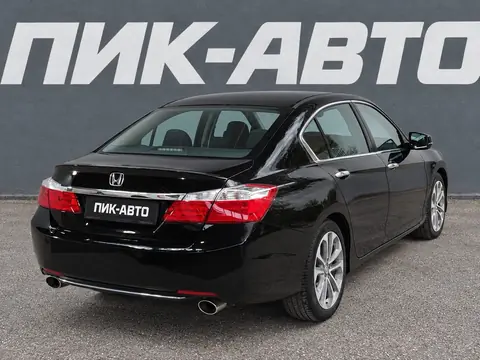 Honda Accord 2015, фото 3