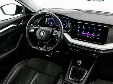 Skoda Octavia 2023, фото 7
