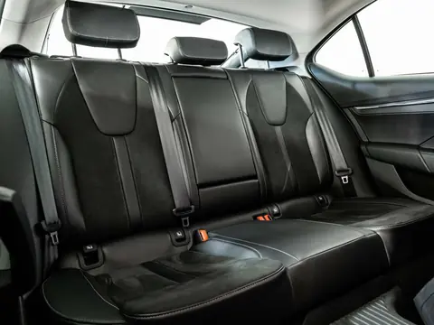 Skoda Octavia 2023, фото 9