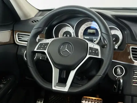 Mercedes-Benz E-Класс 2015, фото 9