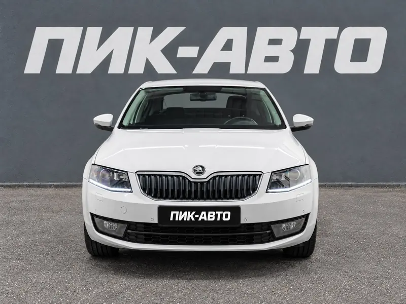 Skoda Octavia 2017 — с пробегом, лифтбек, фото 1