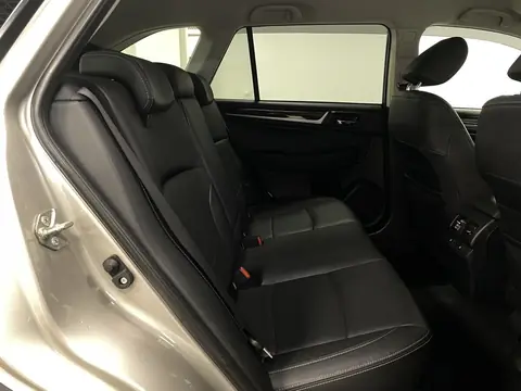 Subaru Outback 2018, фото 8