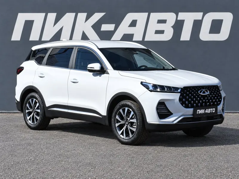 Chery Tiggo 7 Pro 2023 — с пробегом, внедорожник, белый, фото 1