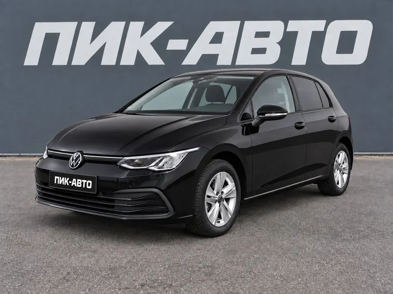 Volkswagen Golf 2023 — с пробегом, хэтчбек, черный, фото 1