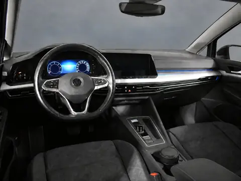 Volkswagen Golf 2023, фото 6