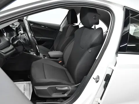 Skoda Octavia 2023, фото 6