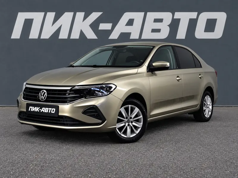 Volkswagen Polo 2021 — с пробегом, лифтбек, бежевый, фото 1