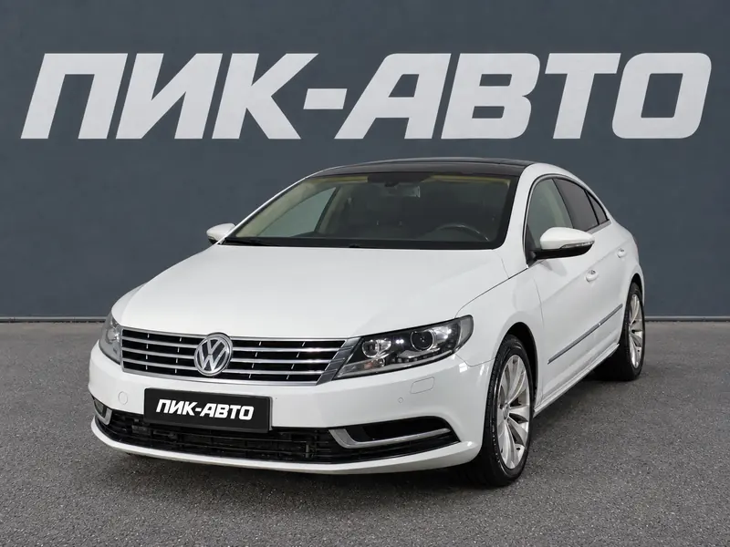 Volkswagen Passat CC 2013 — с пробегом, седан, белый, фото 1