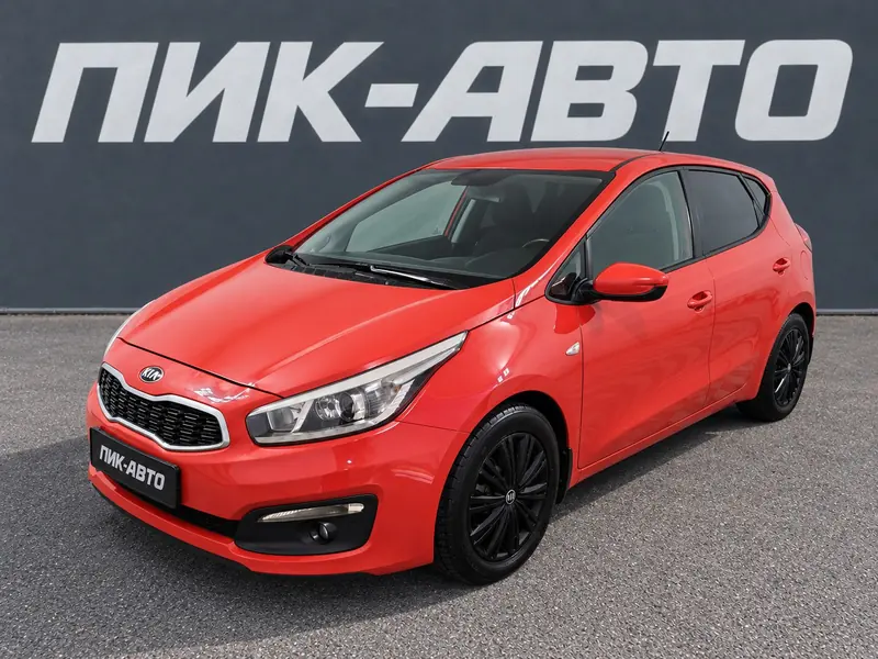 Kia Ceed 2018 — с пробегом, хэтчбек, красный, фото 1