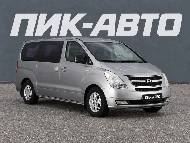 Hyundai Grand Starex 2015 — с пробегом, минивэн, серый, фото 1