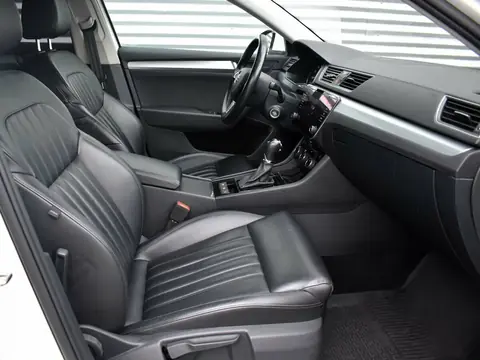 Skoda Superb 2017, фото 6
