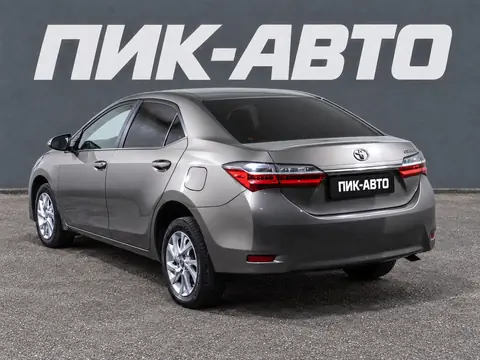 Toyota Corolla 2018, фото 4