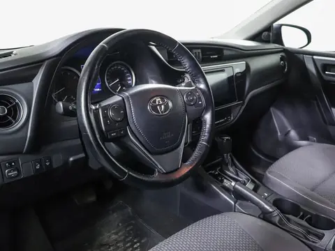 Toyota Corolla 2018, фото 7