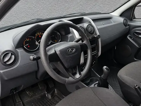 LADA Largus 2025, фото 5