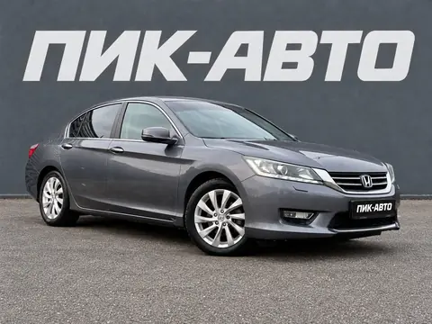 Honda Accord 2015, фото 2