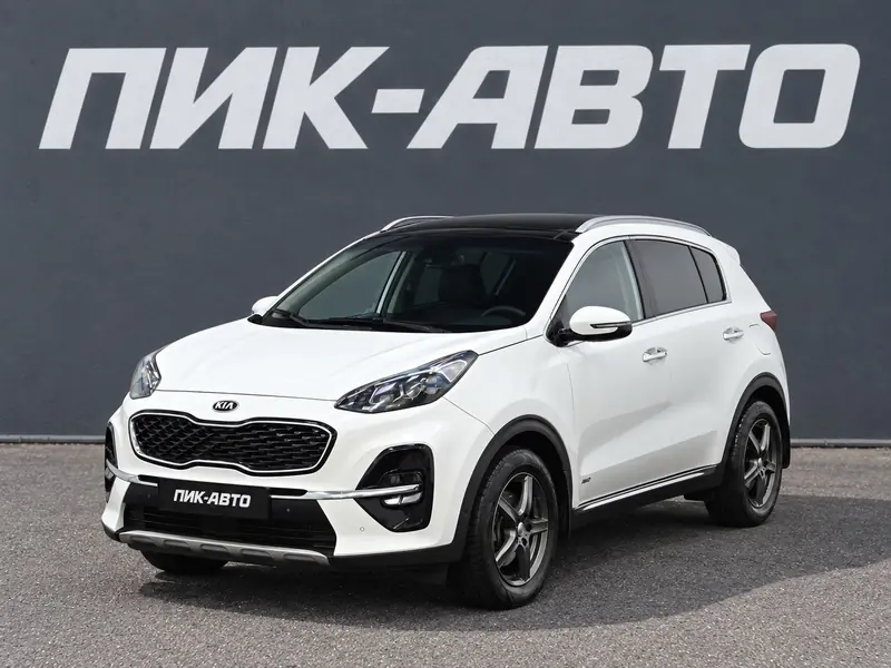 Kia Sportage 2017 — с пробегом, внедорожник, белый, фото 1