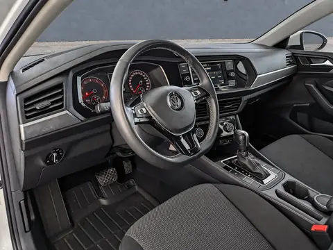 Volkswagen Jetta 2020, фото 5