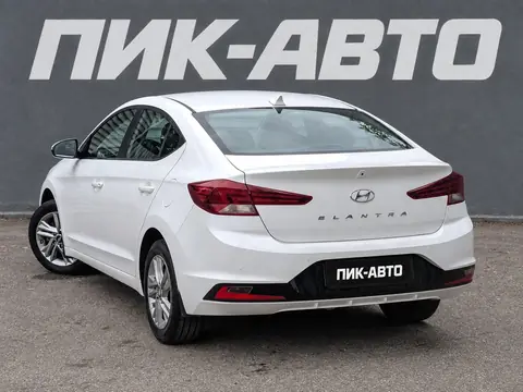 Hyundai Elantra 2020, фото 4