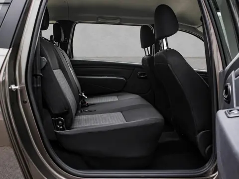 LADA Largus 2025, фото 7