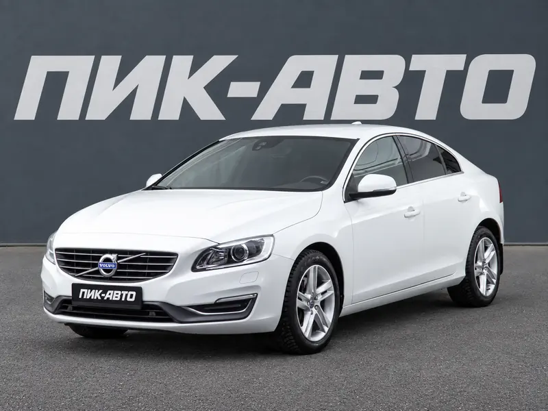 Volvo S60 2016 — с пробегом, седан, белый, фото 1