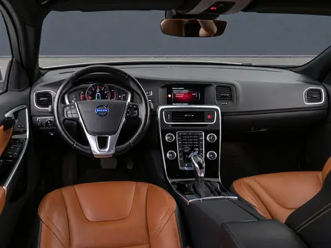 Volvo S60 2016, фото 5