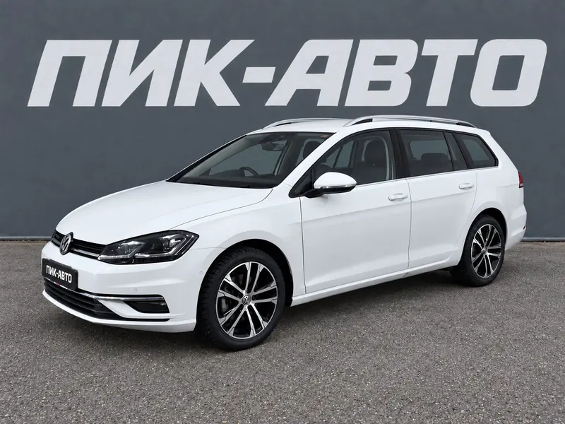 Volkswagen Golf 2019 — с пробегом, хэтчбек, белый, фото 1
