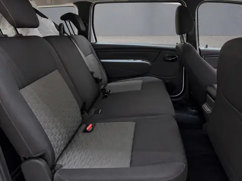 LADA Largus 2025, фото 9