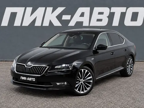 Skoda Superb 2018, фото 1
