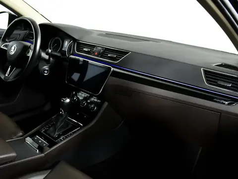 Skoda Superb 2018, фото 5