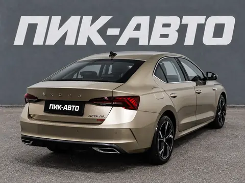 Skoda Octavia 2024, фото 3
