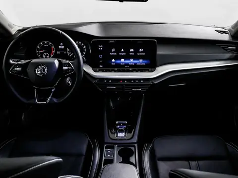 Skoda Octavia 2024, фото 5