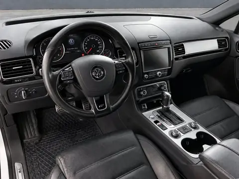 Volkswagen Touareg 2015, фото 5