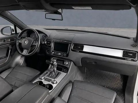 Volkswagen Touareg 2015, фото 6