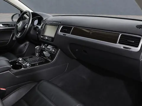 Volkswagen Touareg 2015, фото 6