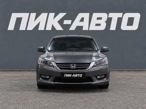 Honda Accord 2016, фото 3
