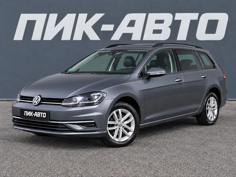 Volkswagen Golf 2020 — с пробегом, хэтчбек, серый, фото 1
