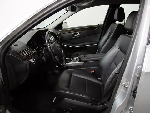 Mercedes-Benz E-Класс 2013, фото 5