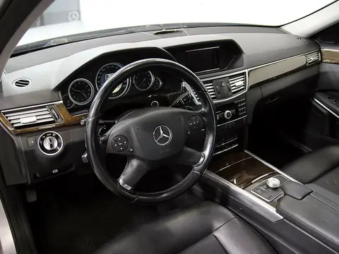 Mercedes-Benz E-Класс 2013, фото 6