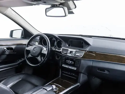 Mercedes-Benz E-Класс 2015, фото 5