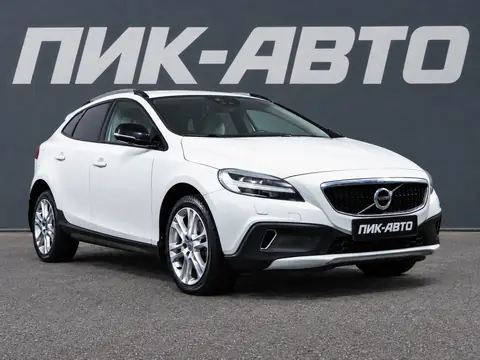 Volvo V40 Cross Country 2017, фото 2