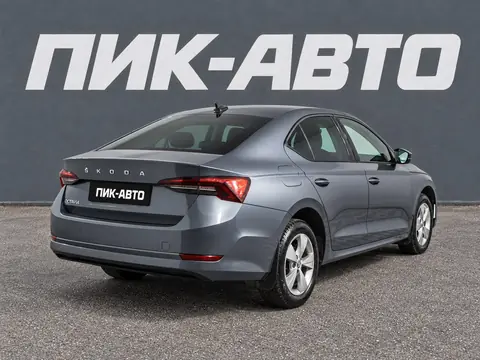 Skoda Octavia 2023, фото 3