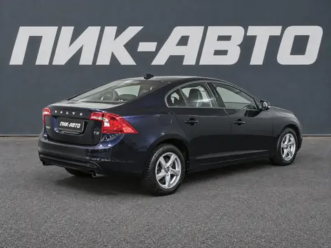 Volvo S60 2015, фото 3