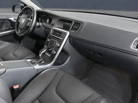 Volvo S60 2015, фото 5