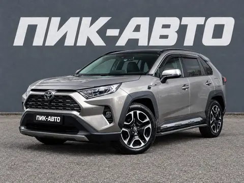 Toyota RAV4 2021, фото 1