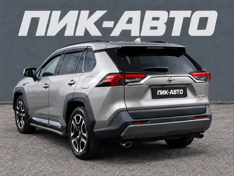 Toyota RAV4 2021, фото 4