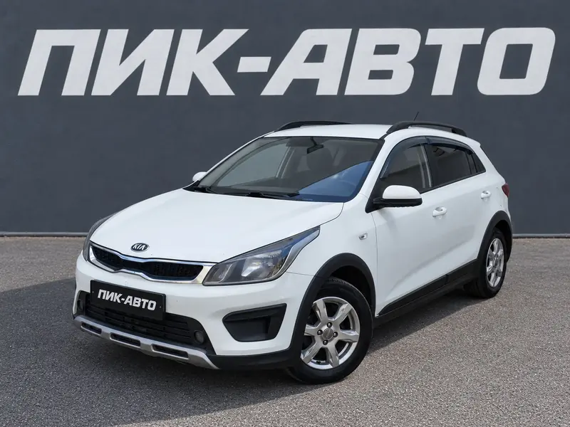 Kia Rio 2020 — с пробегом, хэтчбек, белый, фото 1