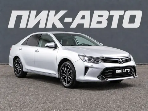 Toyota Camry 2017, фото 2