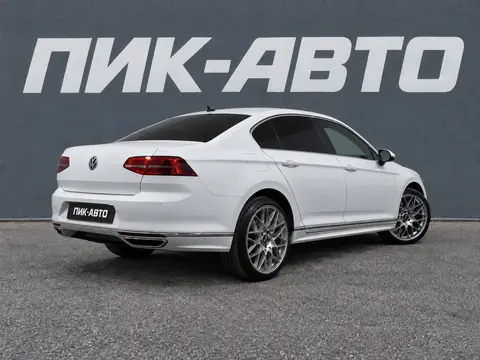 Volkswagen Passat 2018, фото 2