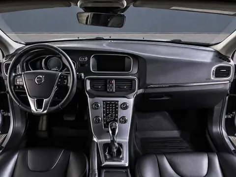 Volvo V40 Cross Country 2016, фото 6