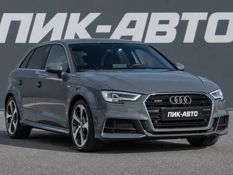Audi A3 2018, фото 2